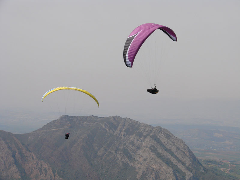 Iván Colás sigue dominando la Liga Norte